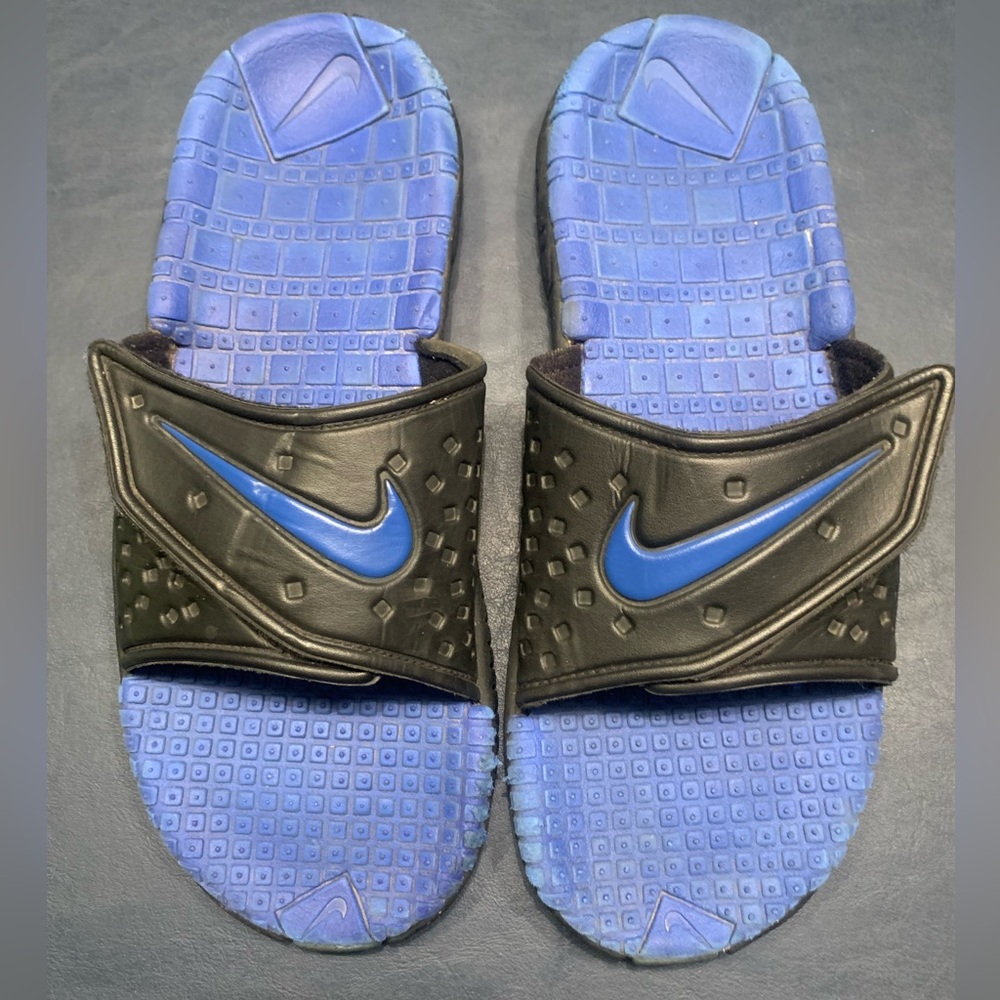 90’s Nike Slides / Sandals